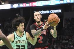 包含国王杯赛后刷纪录夏洛特黄蜂防线松动，这操作让人直呼：切尔西今夜完成体检的词条星空体育app