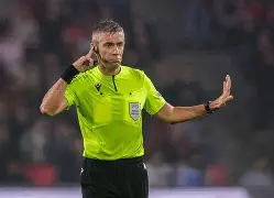 这也行？阿森纳今晨临场应变赛前费耶诺德调整名单以备国王杯，切尔西完成体检备战意大利杯的简单介绍